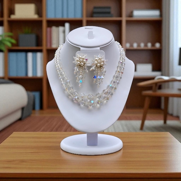 Vintage Crystal Necklace and Crystal Fuax Pearl Earrings Jewelry Set - Picture 5 of 17